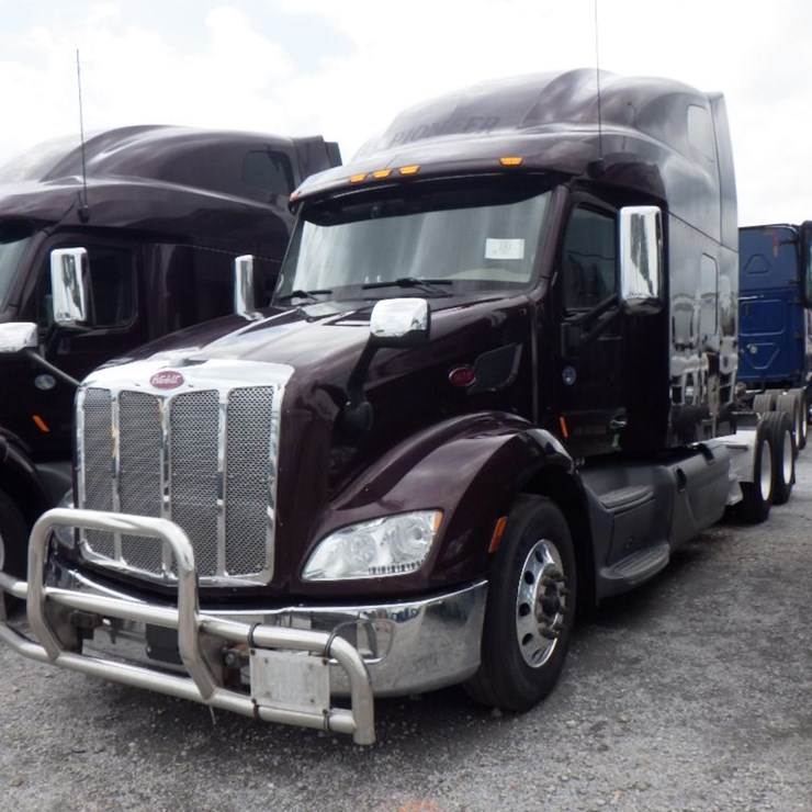 2019 PETERBILT 579