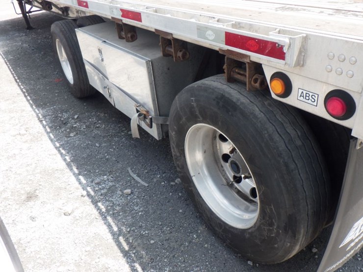 2020-utility-flatbed-image-10