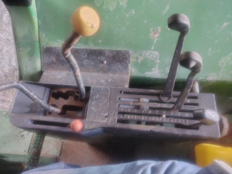 john-deere-4430-image-19