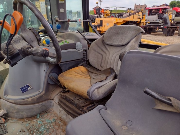 deutz-fahr-agrotron-m650-image-12