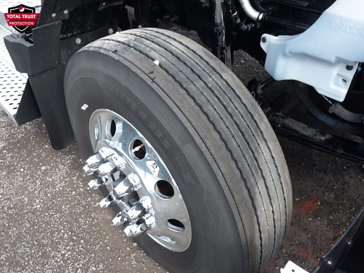 2024-kenworth-t680-image-26