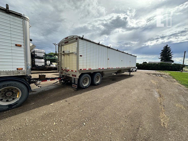 2013-timpte-grain-trailer-image-6