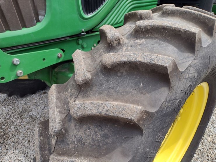 john-deere-7230-image-21