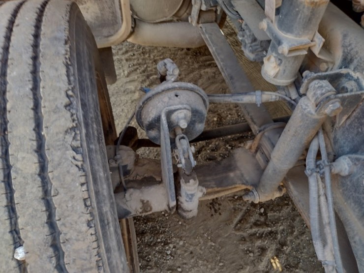 ford-f650-xlt-image-21