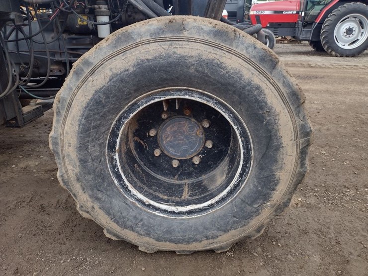 new-holland-7610s-image-24