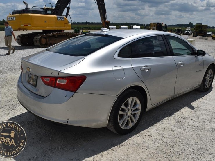 2018-chevrolet-malibu-46449-image-5