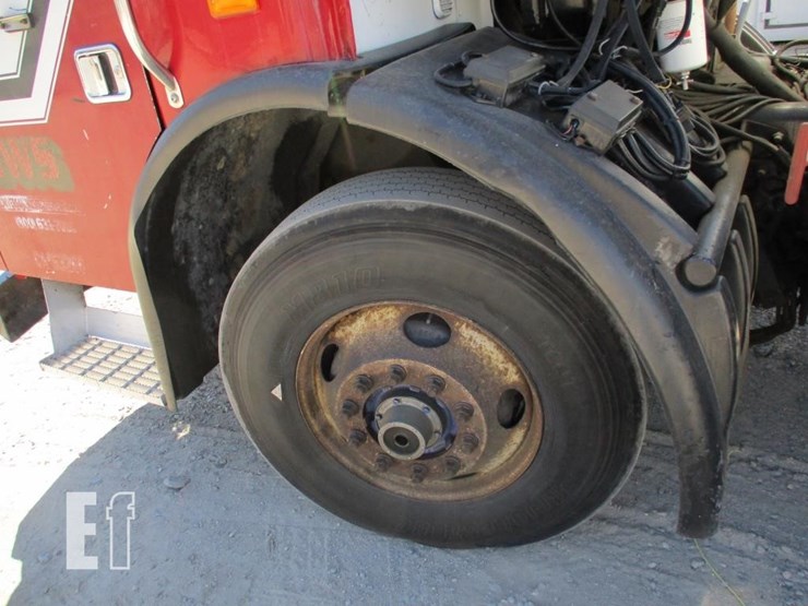 2005-freightliner-condor-image-25