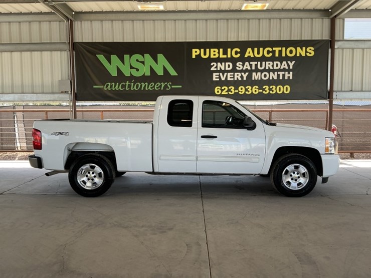 2010-chevrolet-silverado-1500-image-1