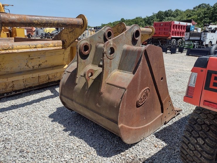 john-deere-200-image-3