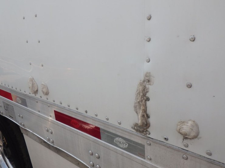 2017-utility-4000d-x-image-11