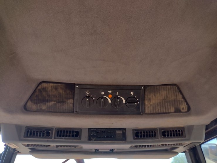 case-ih-5230-image-9