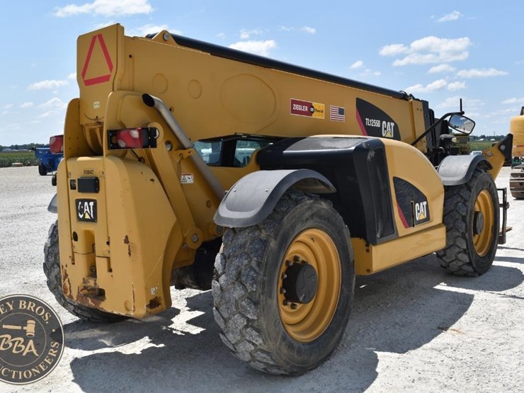 2018-caterpillar-tl1255d-image-5