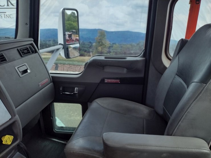 kenworth-t370-image-10