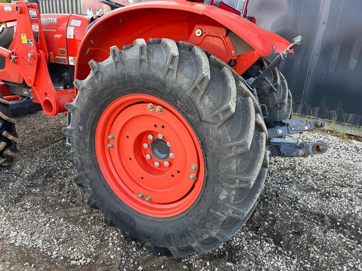 2020-kubota-m6060-image-17