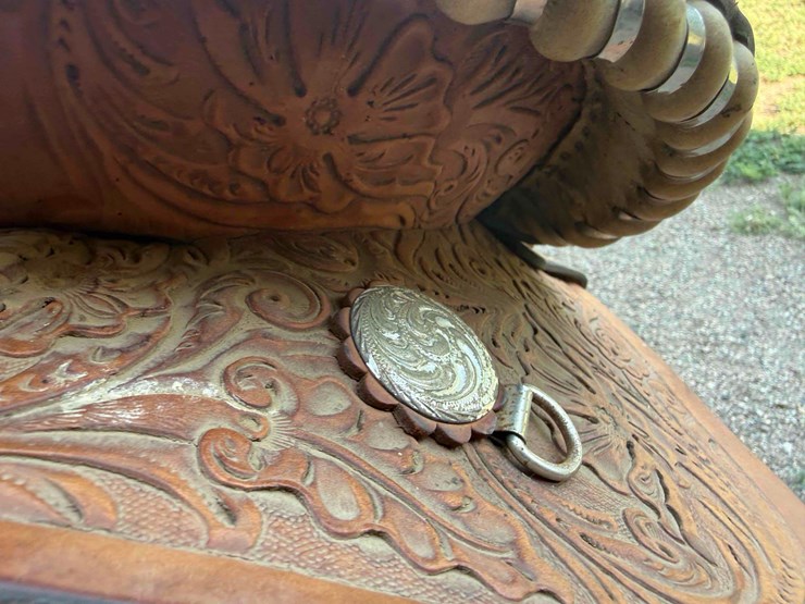 circle-y-brand-saddle-image-6
