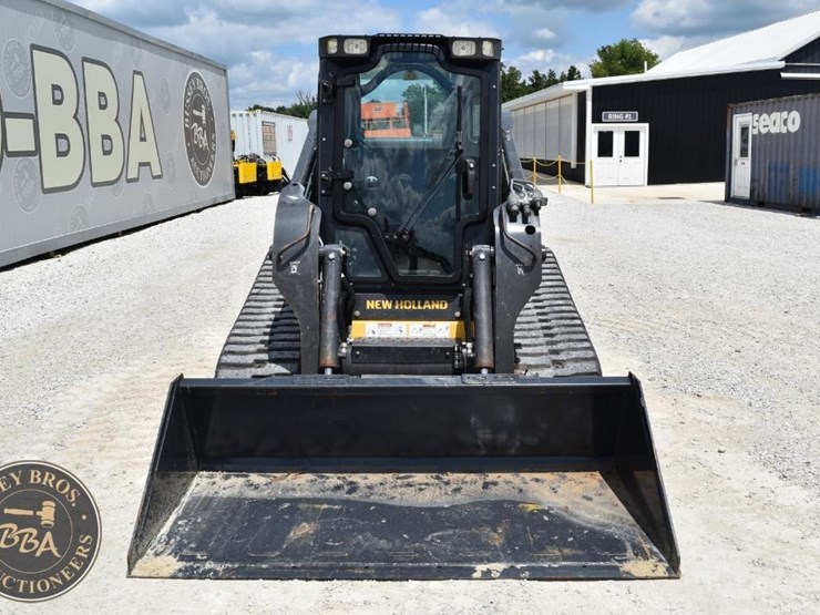 2019-new-holland-c232-image-8