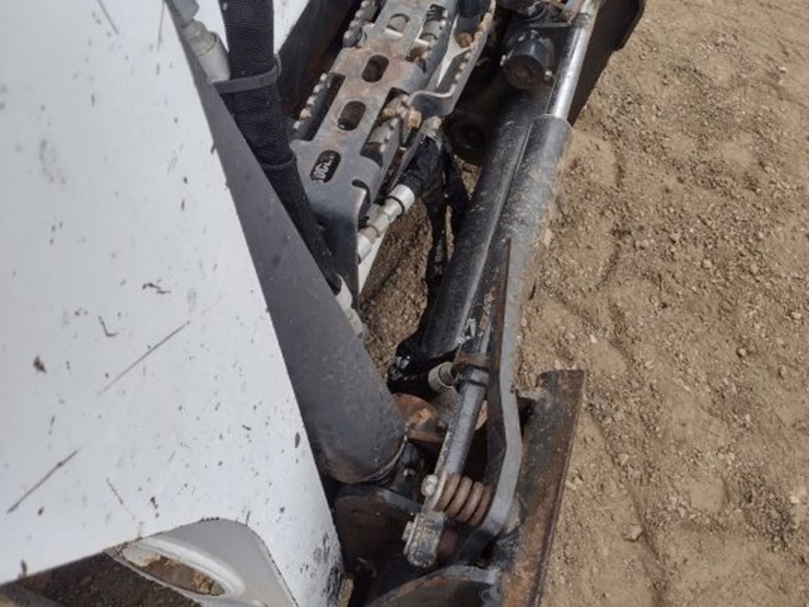 bobcat-t595-image-22