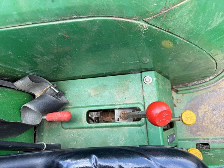 john-deere-1070-image-28