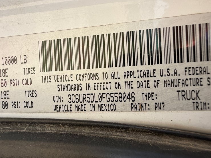 2015-dodge-2500-image-63