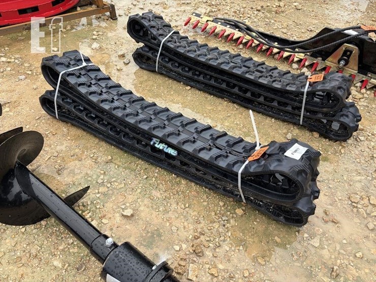 future-excavator-track-image-2