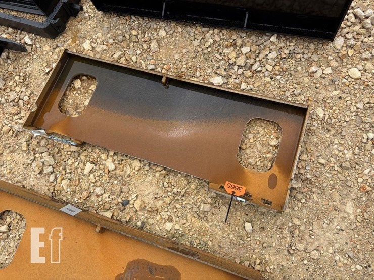 future-1/4"-ss-mounting-plate-image-1