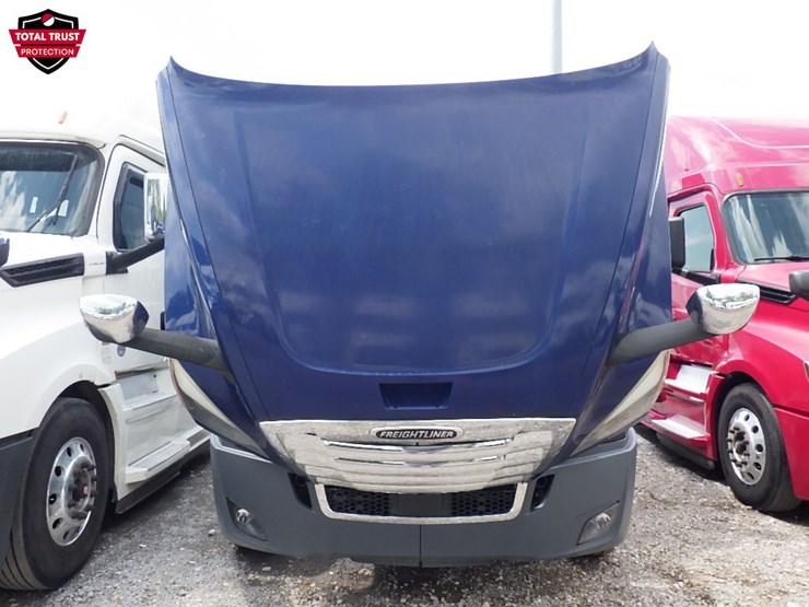 2019-freightliner-cascadia-126-image-27