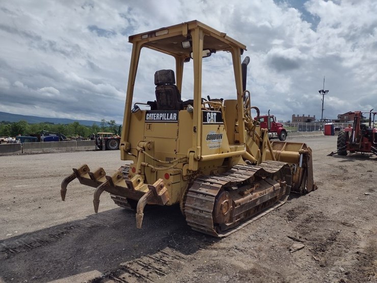 caterpillar-939c-image-44
