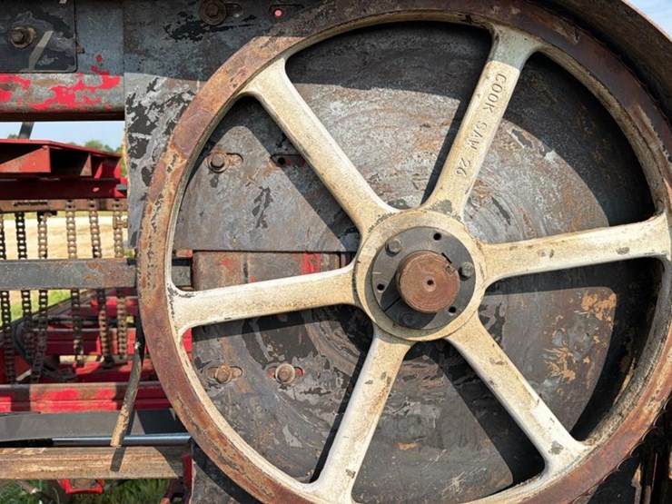 2007-john-deere-3320-image-10