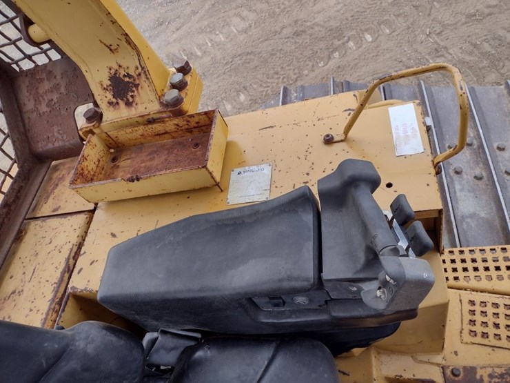 caterpillar-d6m-lgp-image-9