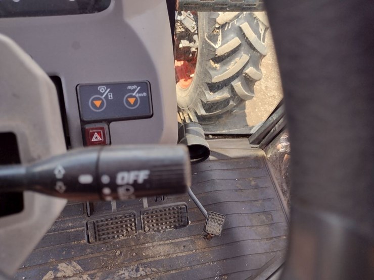 kubota-m108s-image-7