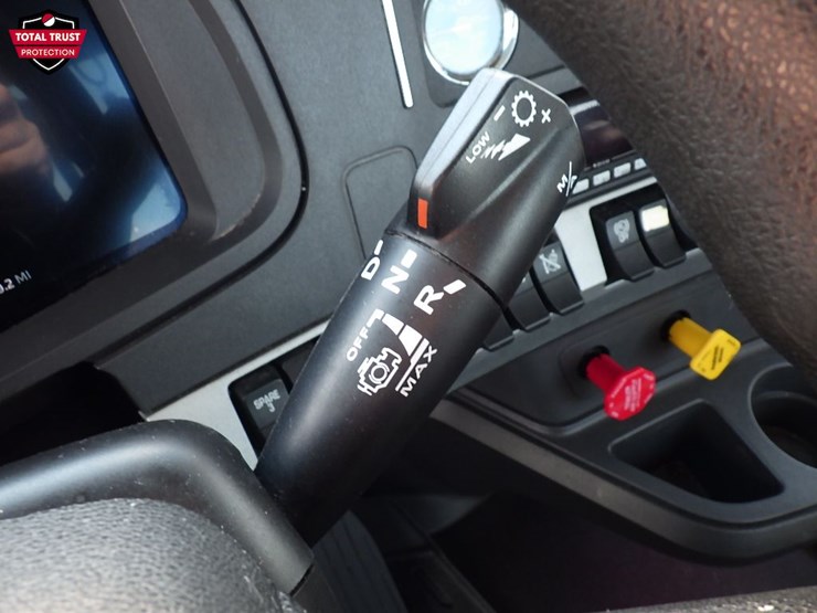2024-kenworth-t680-image-19