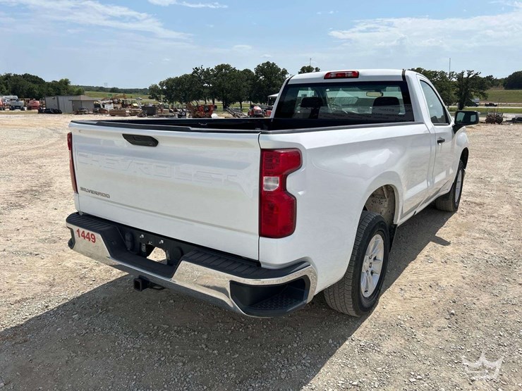 2019-chevrolet-silverado-1500-image-3