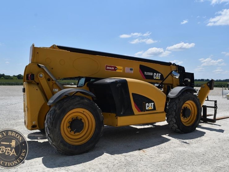 2018-caterpillar-tl1255d-image-15
