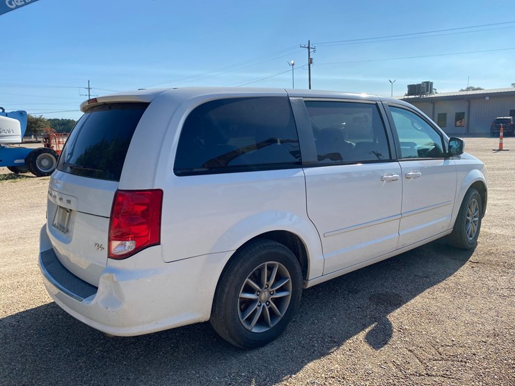 2013-dodge-grand-caravan-image-7