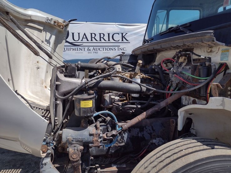 freightliner-fl80-image-26