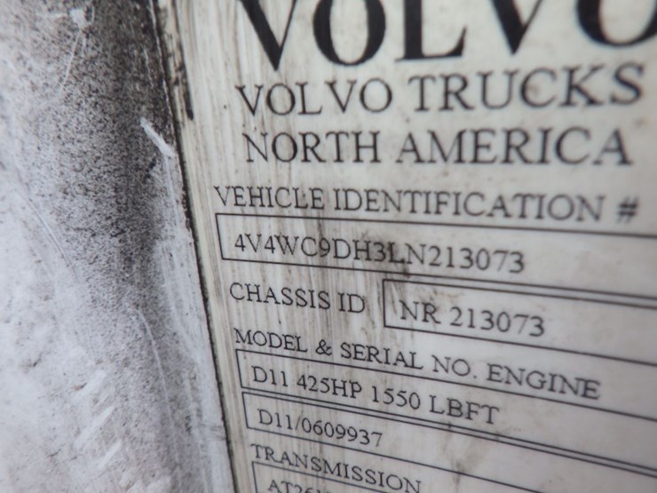 2020-volvo-vnr300-image-18