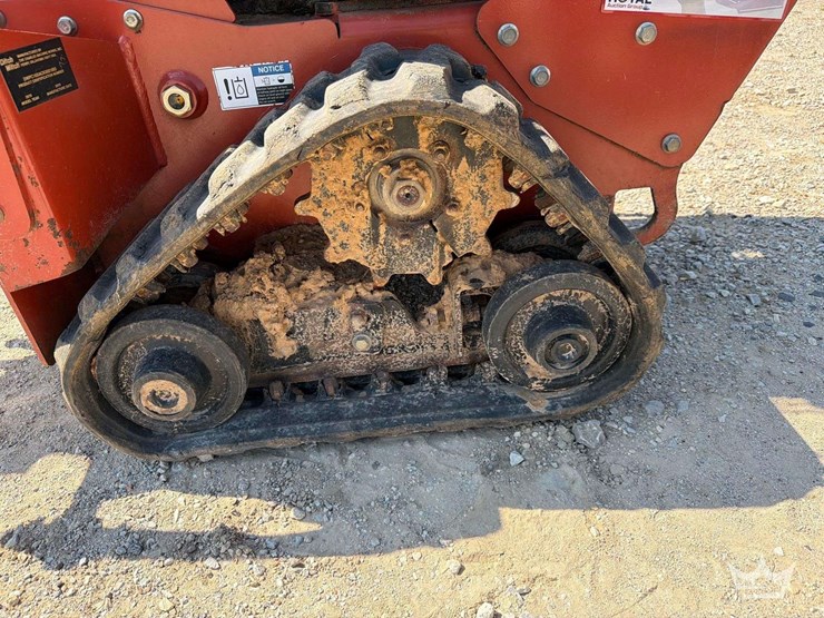 2019-ditch-witch-c16x-image-13