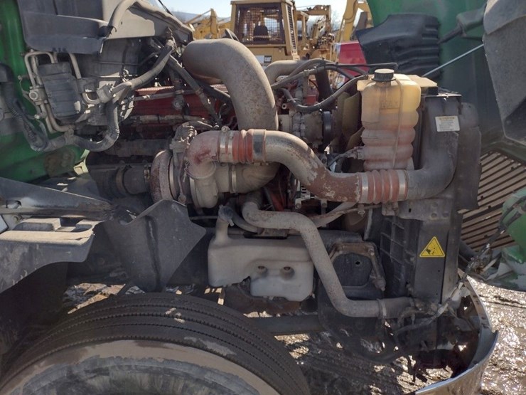 international-prostar-image-22