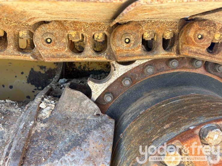 2017-caterpillar-d5k2-xl-image-10