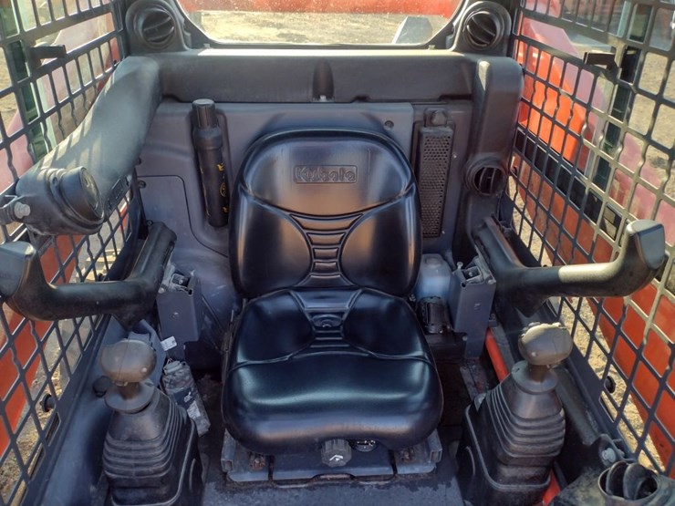 kubota-ssv75-image-11