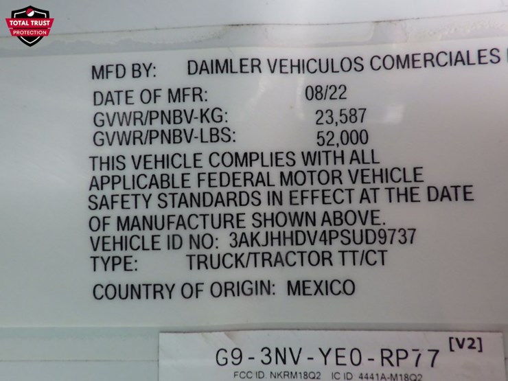 2023-freightliner-cascadia-126-image-24