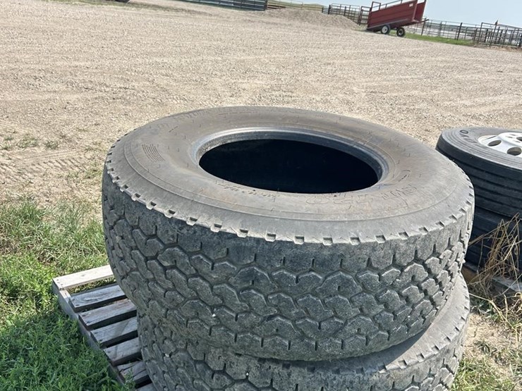 2x-425/65r22.5-image-2