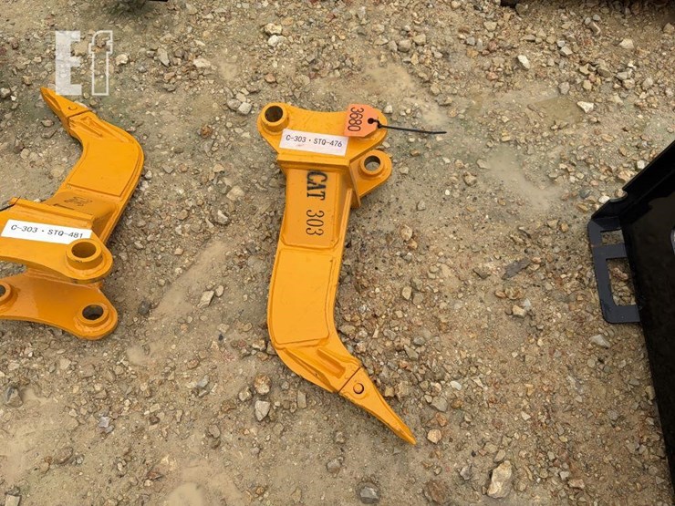 caterpillar-303-image-1