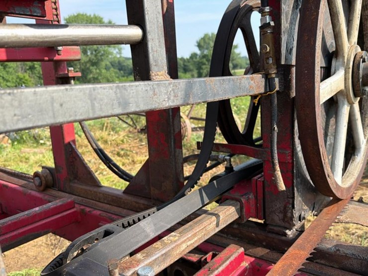 2007-john-deere-3320-image-15