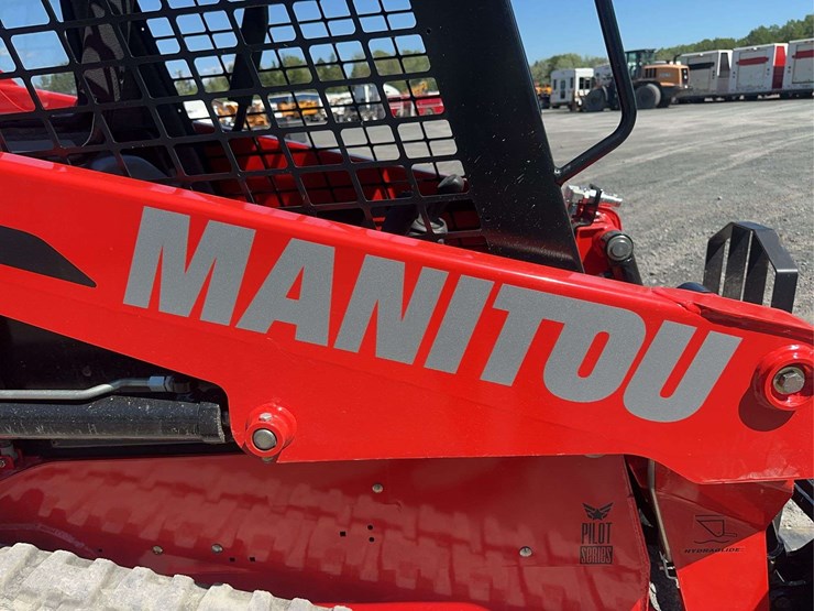 2023-manitou-1050rt-image-15