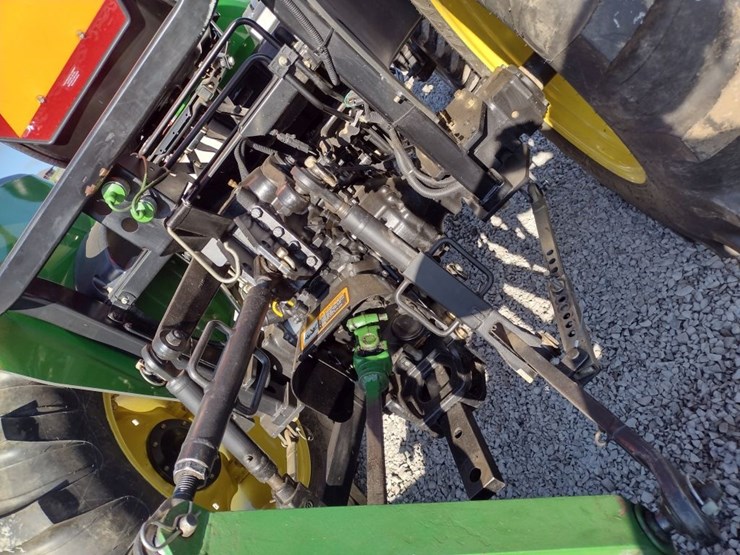 john-deere-4320-image-31