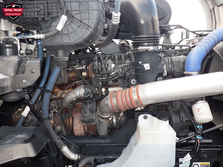 2024-kenworth-t680-image-26