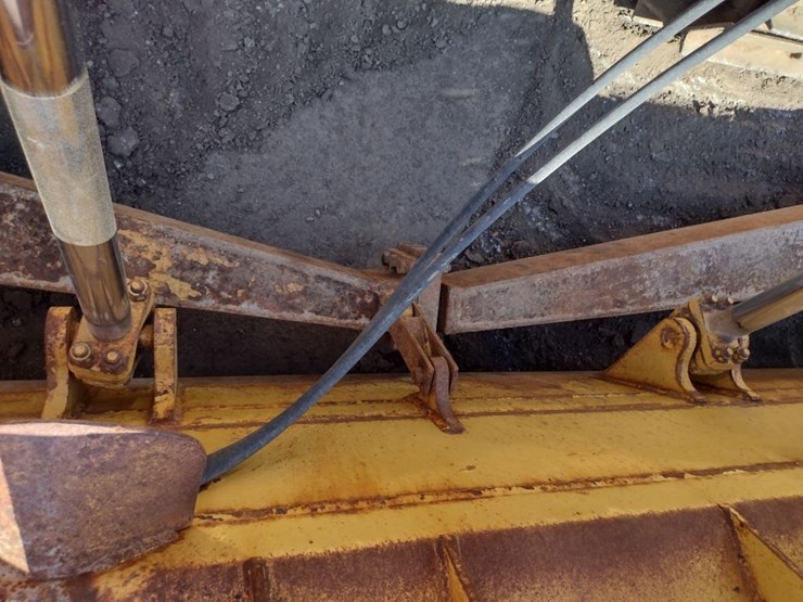 caterpillar-d6t-lgp-image-25
