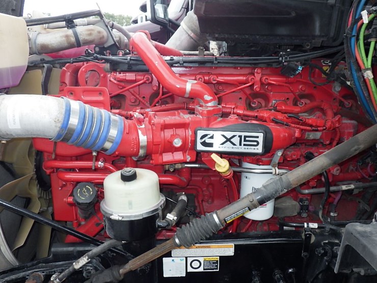 2019-peterbilt-579-image-29