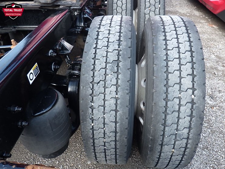 2024-kenworth-t680-image-9